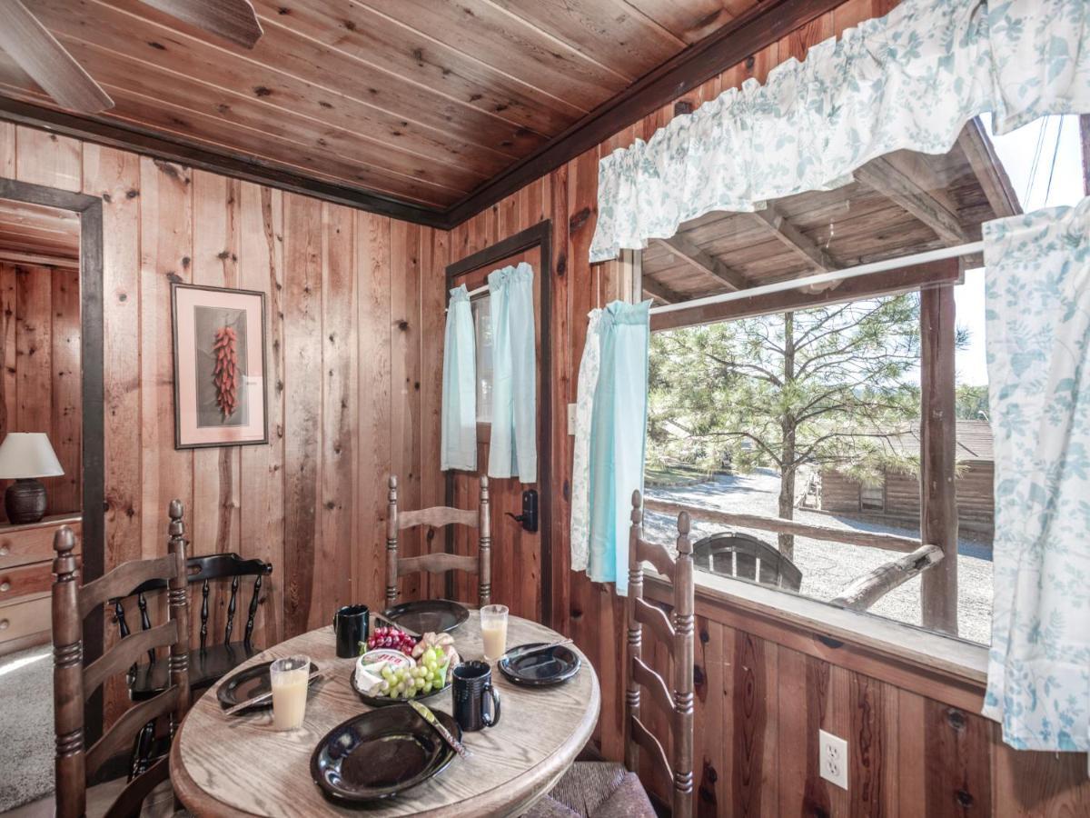 Tiny Two, 2 Bedrooms, Midtown, Sleeps 4 루이도소 외부 사진